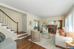 61 Prospect St, Verona, NJ 07044 - Photo 3