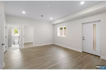 332 12th Street B #B, Palisades Park, NJ 07650 - Photo 23