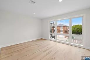 332 12th Street B, Palisades Park, NJ 07650 - Photo 17