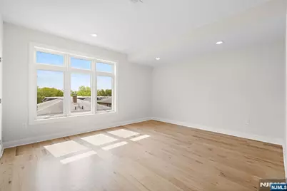 332 12th Street B #B, Palisades Park, NJ 07650 - Photo 19