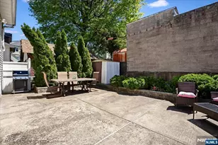 136 Cedar St, Cliffside Park, NJ 07010 - Photo 19