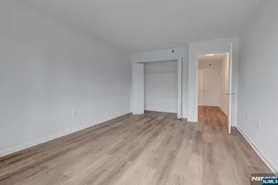 10 Smith Manor Boulevard 211 #211, West Orange Township, NJ 07052 - Photo 15