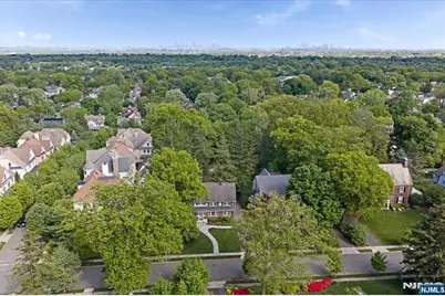 221 Christopher Street, Montclair, NJ 07042 - Photo 45