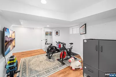 296 Ridgewood Avenue, Glen Ridge, NJ 07028 - Photo 33
