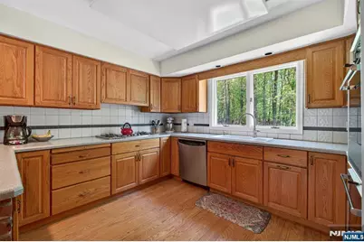 17 Appert Terrace, Mahwah, NJ 07430 - Photo 19