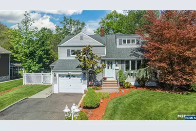 25 Meadow Drive, Little Falls Township, NJ 07424 - Photo 3