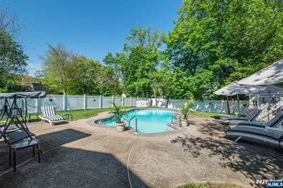 25 Meadow Drive, Little Falls Township, NJ 07424 - Photo 29