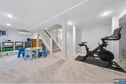 34 Prescott Avenue, Montclair, NJ 07042 - Photo 31