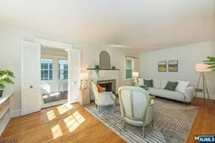 39 Essex Ave, Montclair, NJ 07042 - Photo 3