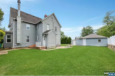 160 Clinton Avenue, Hillsdale, NJ 07642 - Photo 43