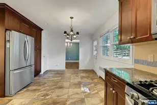 297 E Pines Lake Dr, Wayne, NJ 07470 - Photo 9