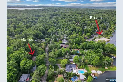 297 E Pines Lake Drive, Wayne, NJ 07470 - Photo 23