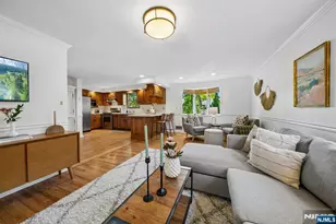 99 Ferncliff Rd, Bloomfield, NJ 07003 - Photo 9