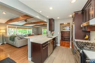 13 Elmwood Terrace, Wayne, NJ 07470 - Photo 5
