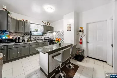 48 39th Street, Irvington, NJ 07111 - Photo 7
