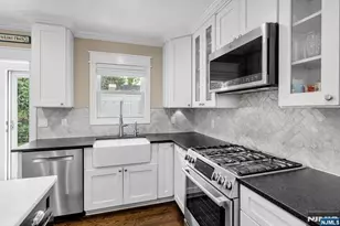 159 Hampton Pl, Ridgewood, NJ 07450 - Photo 25