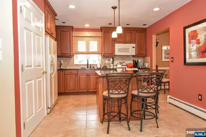 31 Leo Place, Lodi, NJ 07644 - Photo 15