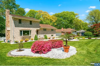 262 Timber Drive, Berkeley Heights Township, NJ 07922 - Photo 3