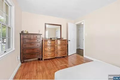 71 Wingra Avenue, Rutherford, NJ 07070 - Photo 9