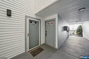 146 E Whisper Way, Roxbury Township, NJ 07852 - Photo 27