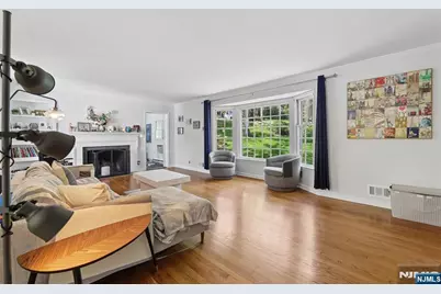 4 Barberry Way, Essex Fells, NJ 07021 - Photo 7