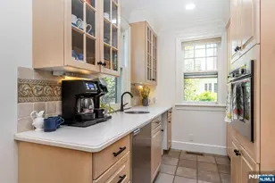 132 Christopher, Montclair, NJ 07042 - Photo 21