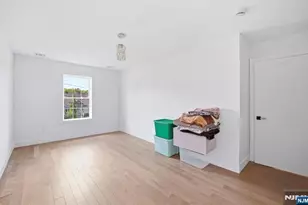 25 Mayfair Pl, Clifton, NJ 07013 - Photo 21