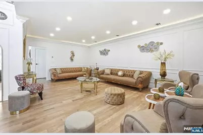 25 Mayfair Place, Clifton, NJ 07013 - Photo 5