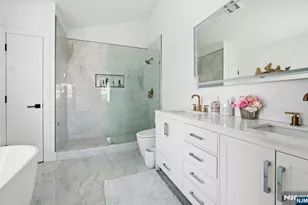 25 Mayfair Pl, Clifton, NJ 07013 - Photo 17