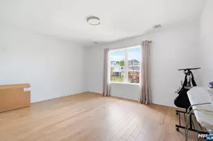 25 Mayfair Pl, Clifton, NJ 07013 - Photo 19