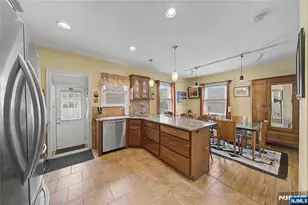 287 Madison Ave., New Milford, NJ 07646 - Photo 13