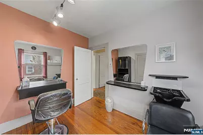 287 Madison Avenue, New Milford, NJ 07646 - Photo 23