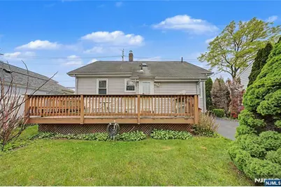 287 Madison Avenue, New Milford, NJ 07646 - Photo 37
