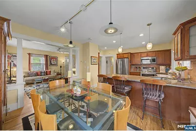 287 Madison Avenue, New Milford, NJ 07646 - Photo 11