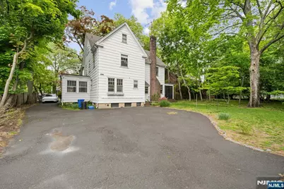 819 Roanoke Avenue, Elizabeth, NJ 07208 - Photo 7