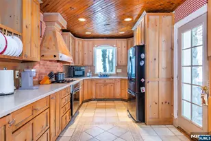 1635 Union Valley Rd, West Milford, NJ 07480 - Photo 9