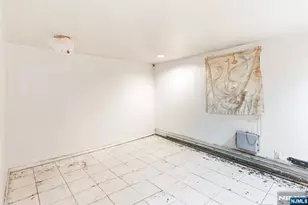 161 Seaview Ave, Jersey City, NJ 07305 - Photo 23