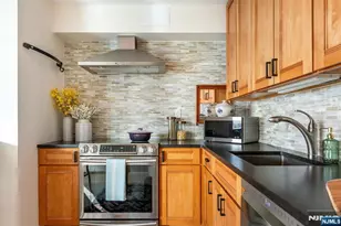 1 Claridge Dr 408, Verona, NJ 07044 - Photo 9