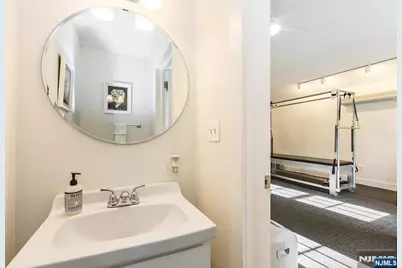 218 Inwood Avenue, Montclair, NJ 07043 - Photo 41