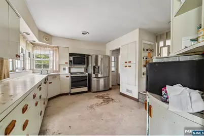 6 Saw Mill Road, North Haledon, NJ 07508 - Photo 9