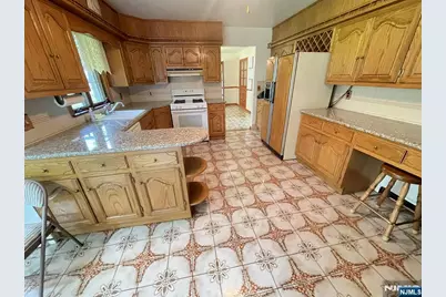1027 Westwood Avenue, Old Tappan, NJ 07675 - Photo 19