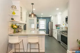 384 Essex Ave, Bloomfield, NJ 07003 - Photo 15