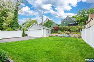 384 Essex Ave, Bloomfield, NJ 07003 - Photo 35