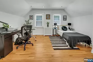 18 Gardiner Pl, Montclair, NJ 07042 - Photo 27