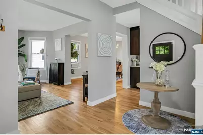 18 Gardiner Place, Montclair, NJ 07042 - Photo 7