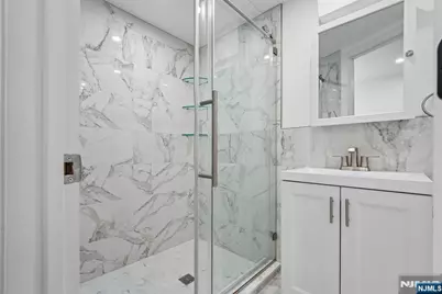 21 Howard Place, Waldwick, NJ 07463 - Photo 13