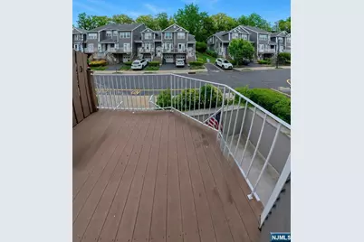 20 S Midland Avenue H2 #H2, Kearny, NJ 07032 - Photo 15