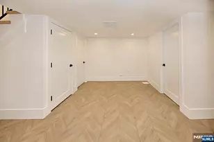 212 Monroe Ave, River Edge, NJ 07661 - Photo 37