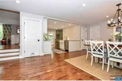523 Ewing Avenue, Franklin Lakes, NJ 07417 - Photo 3