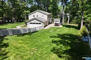523 Ewing Ave, Franklin Lakes, NJ 07417 - Photo 27